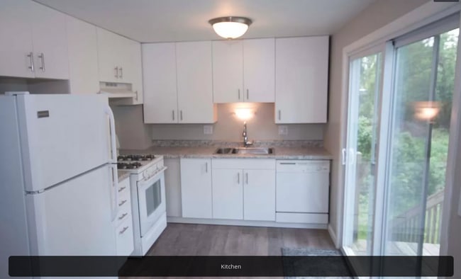 Cocina - 2184 Hemlock Dr