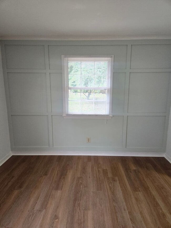 Photo - Lindley Park Rental!