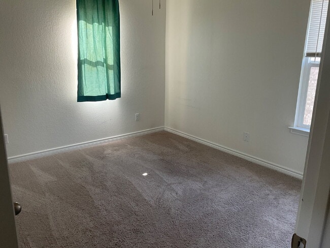 Photo - New beautiful 3/2.5 home with Office