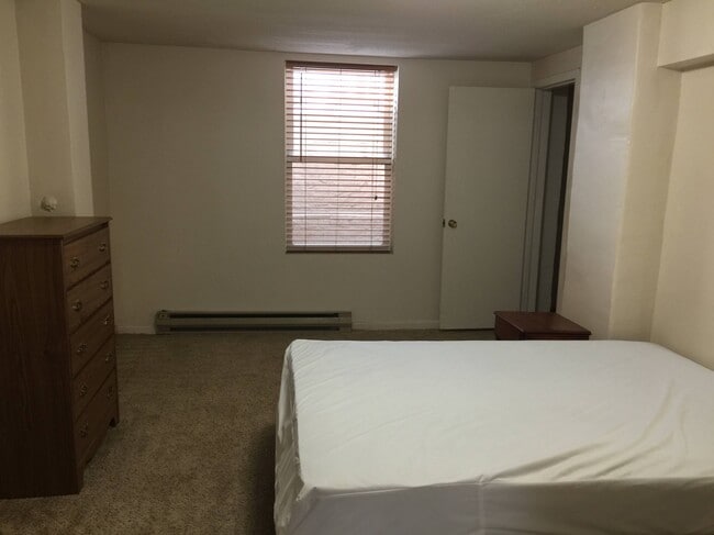 Bedroom - egress window & closet - 3009 17th St Unit #2