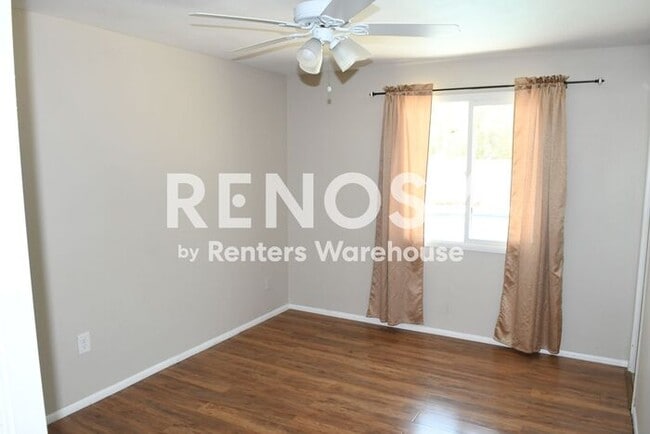 Photo - Updated 3 BD/2 BA/2 CG Home w/Pool Near Thunderbird & I-17 in Phoenix!