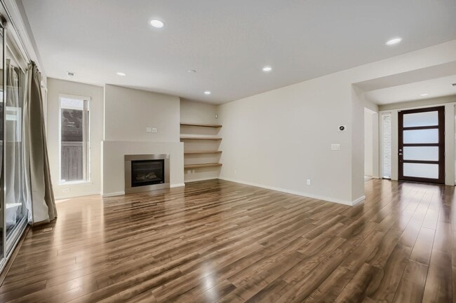 Photo - 4Bd/2.5Ba Renton Home