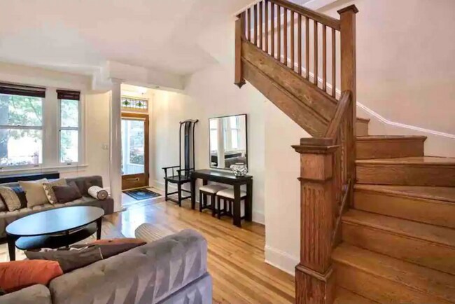 Photo - 1731 Church St NW