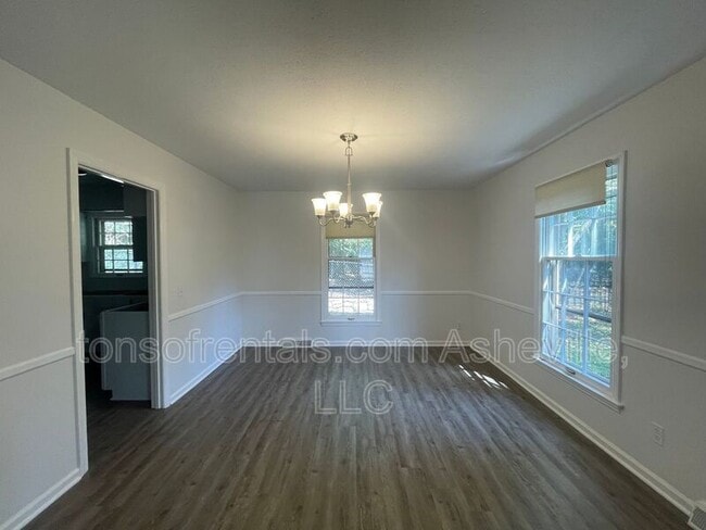 Photo - 2670 Seminole Dr