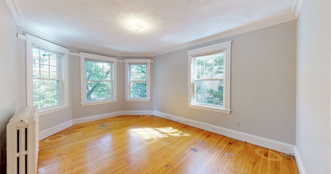 8A Forest St