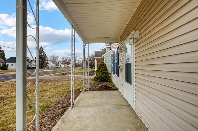 Photo - 1646 S Champion Ave