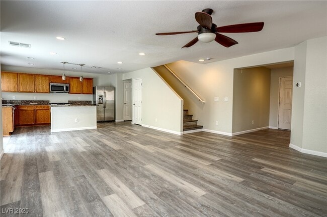 Building Photo - 10717 Red Badge Ave Rental