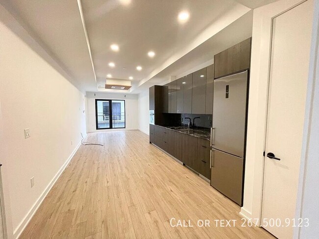 Photo - 1306 N Front St Unit 3H