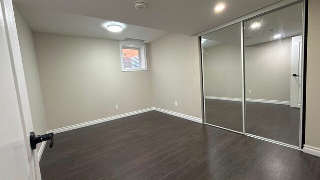 Photo - 18 Berger Av Unit Basement Apartment