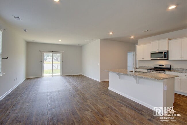 Photo - 113 Hillsford Ln