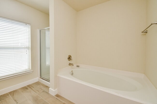 Photo - 3935 Federal Ln