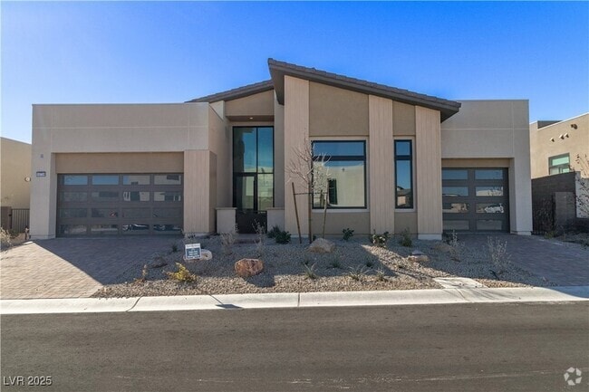 Building Photo - 10739 Agate Clfs Ave Rental