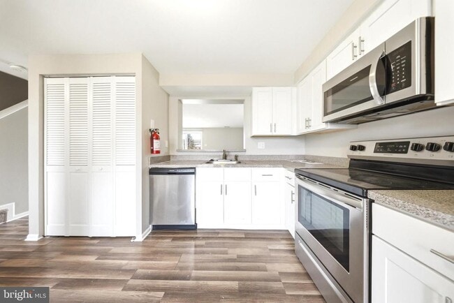 Photo - 157 Villa Knoll Ct