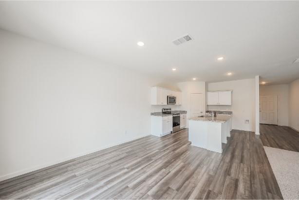 Photo - 8 Winship Dr