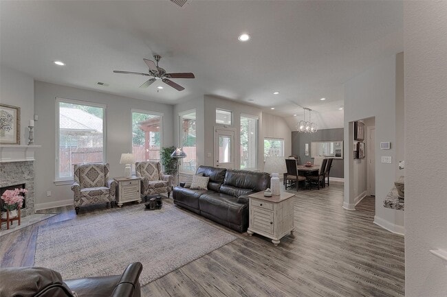 Photo - 756 Holly Springs Dr