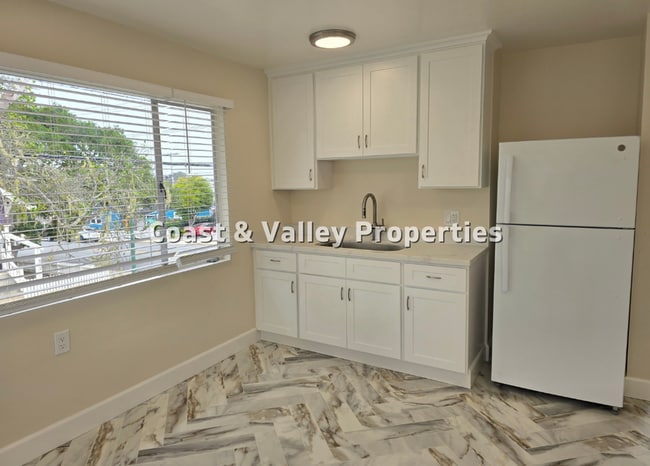 Photo - 601 Forest Ave Unidad 601 Forest Avenue #3
