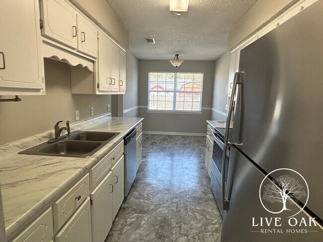 Photo - 135 Kenny Dr