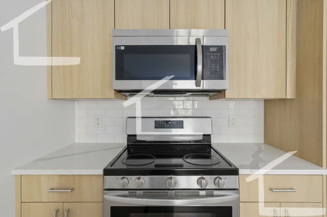 Photo - Beautiful 1Br/1Bth NEW CONSTRUCTION apartment! Laundry in unit! Great locations!