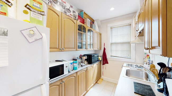 Photo - 15 Glenville Ave Unit 11