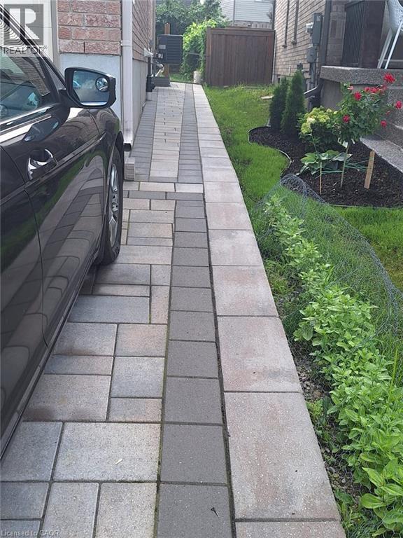 Photo - 15 Spring Creek St