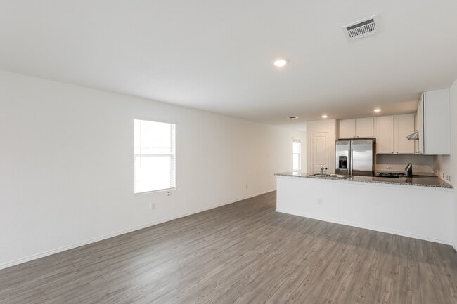 Photo - 4247 Southton Mere