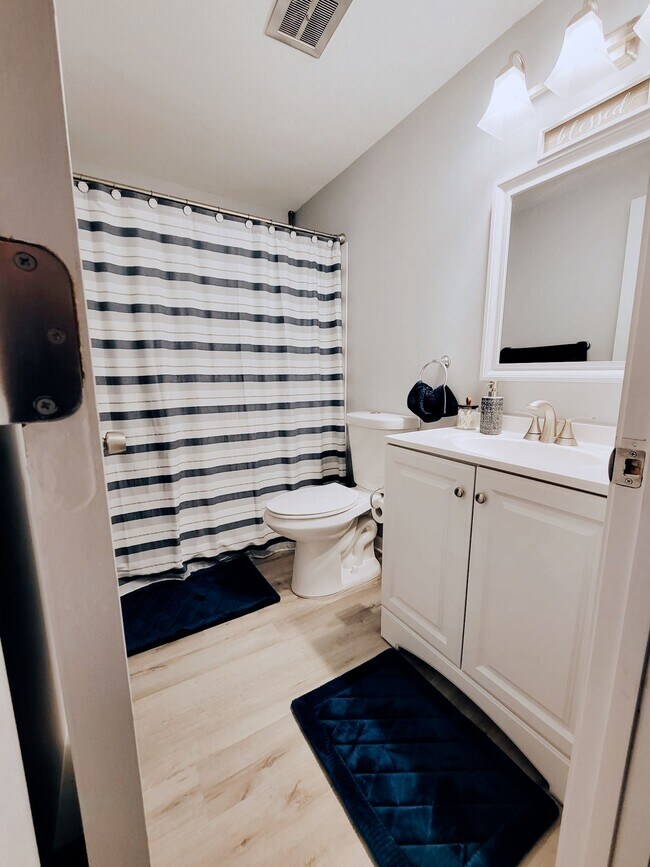 Photo - 2 Maple Crest Cir Unit C