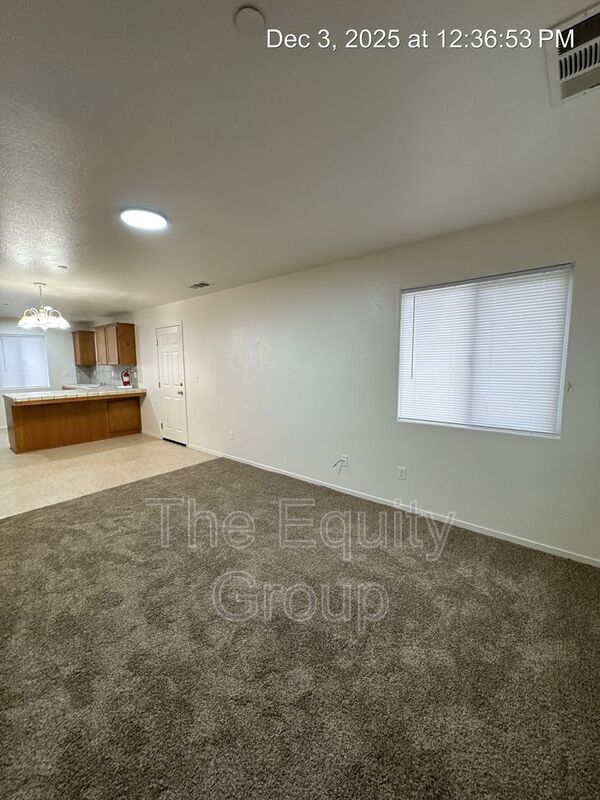 Photo - 2132 W Lark Ave