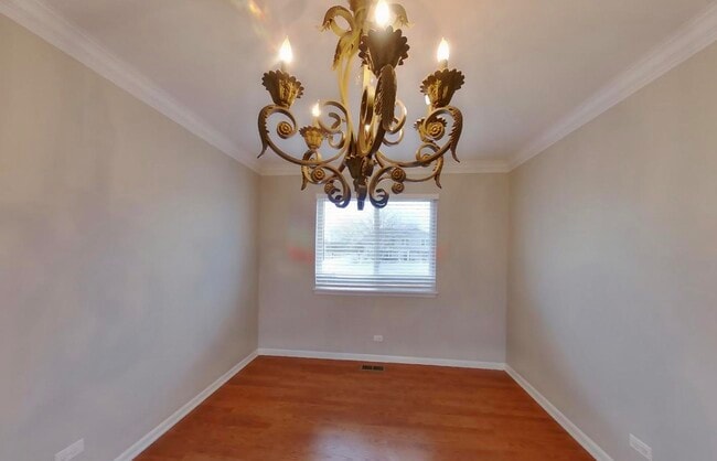 Photo - Available And Ready To Move In.