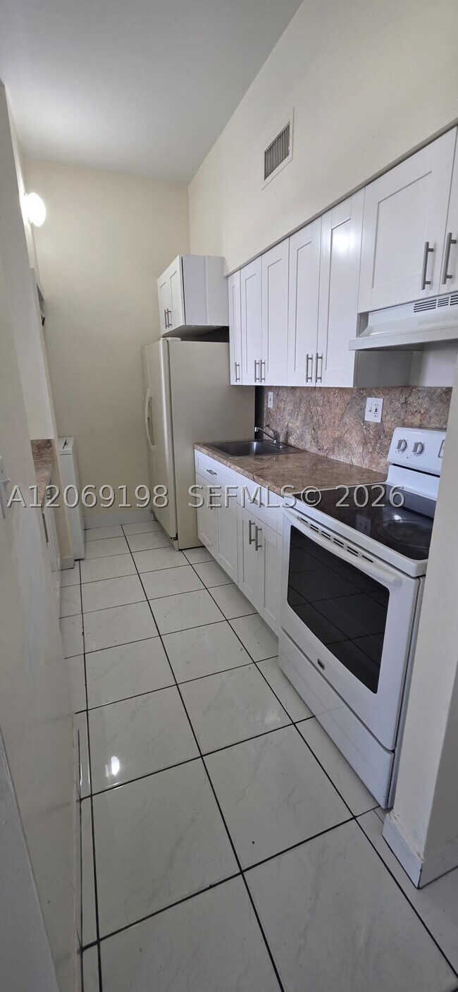 7400 W 20th Ave Unit 109