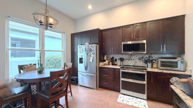 Photo - 3497 Foxcroft Cir