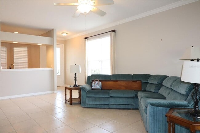 Photo - 5532 Sir Churchill Dr