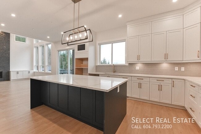 Photo - 8573 Forest Gate Dr Unité A