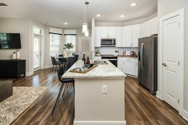 Abberly Commons Apartment Homes