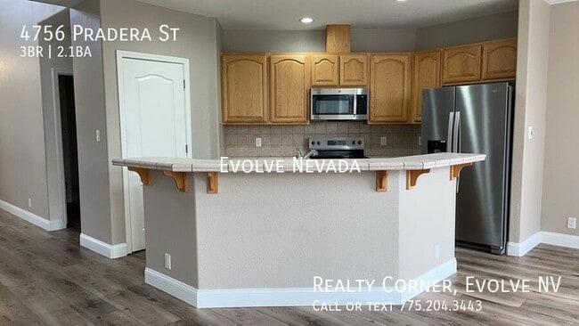 Photo - 4756 Pradera St