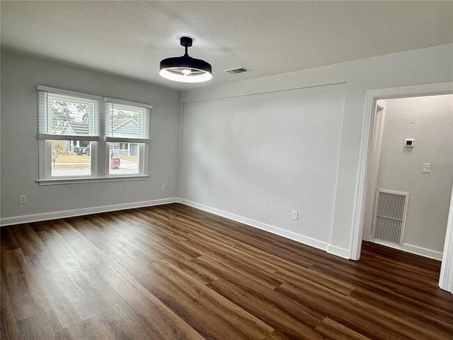 Photo - 901 Concord St