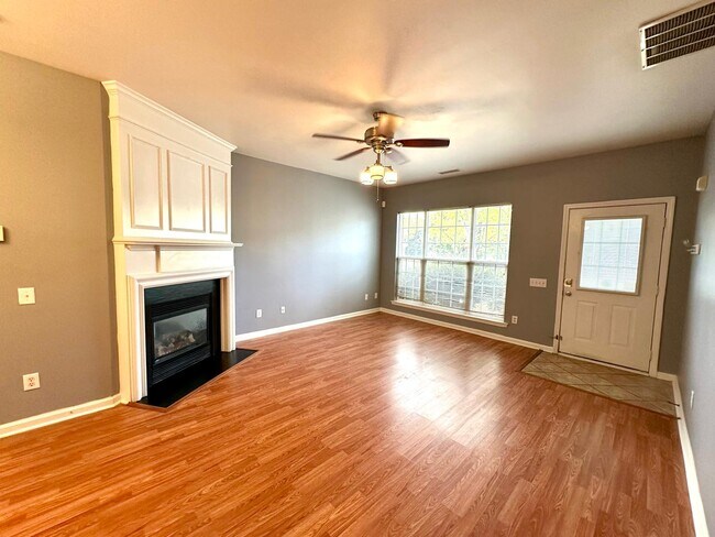 Photo - 2029 Chinabrook Ct