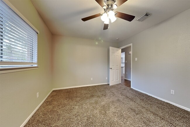 Photo - 2730 Longleaf Pines Ln