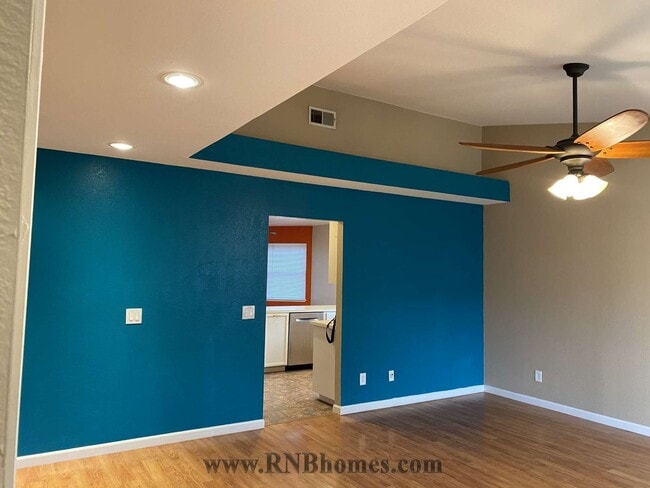 Photo - 2911 Twin Creeks Ln