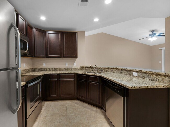 Photo - Beautiful One Bedroom Apartment in Fort Walton Beach! Unit 307