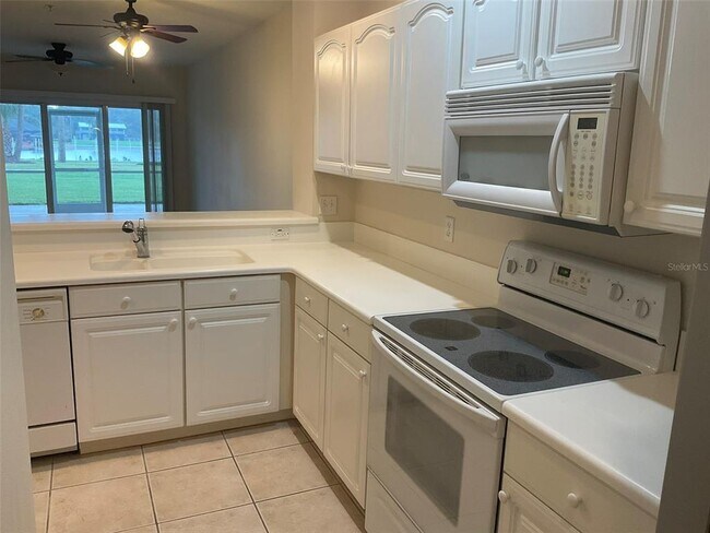 Photo - 800 Canopy Walk Ln Unidad 813