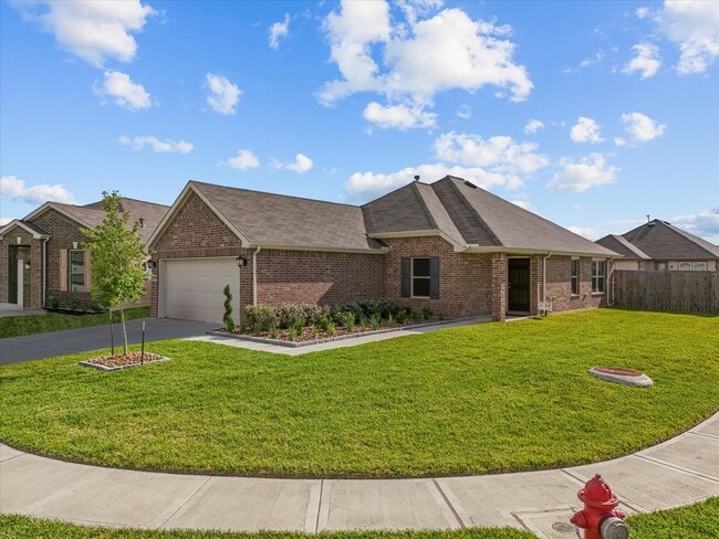 Building Photo - 713 Allana Ln