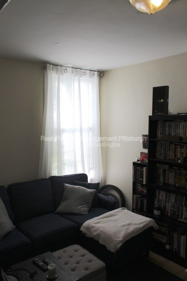 Photo - 203 Lehigh Ave Unit 2