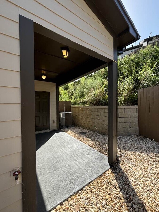 Photo - 4229 Lennox Rd