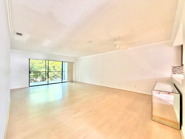 Photo - 1811 SW Palm City Rd Unit A502