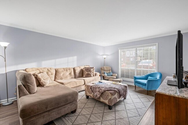 Photo - 6851 Roswell Rd Unit K14