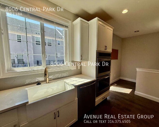 Photo - 8006 Central Park Dr