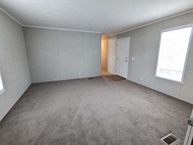 Photo - 630 Oregon St