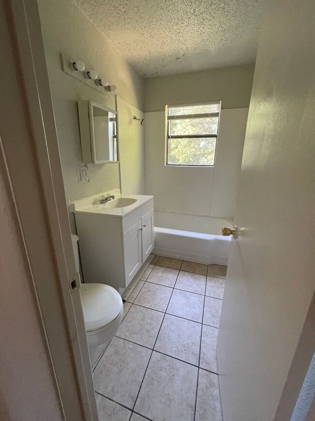 Photo - Renovated  Adorable 4bd 1bth Home