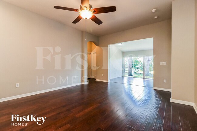 Photo - 6201 Gannetdale Dr