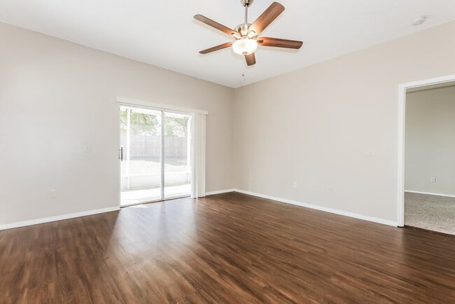 Photo - 327 Sand Ridge Dr